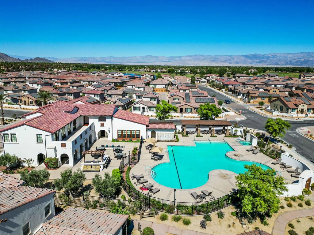 80281 Redstone Way, La Quinta