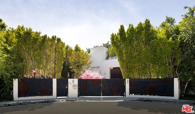 9818 Hythe Ct, BEVERLY HILLS