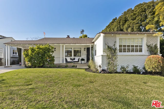 11327 Chenault St, LOS ANGELES