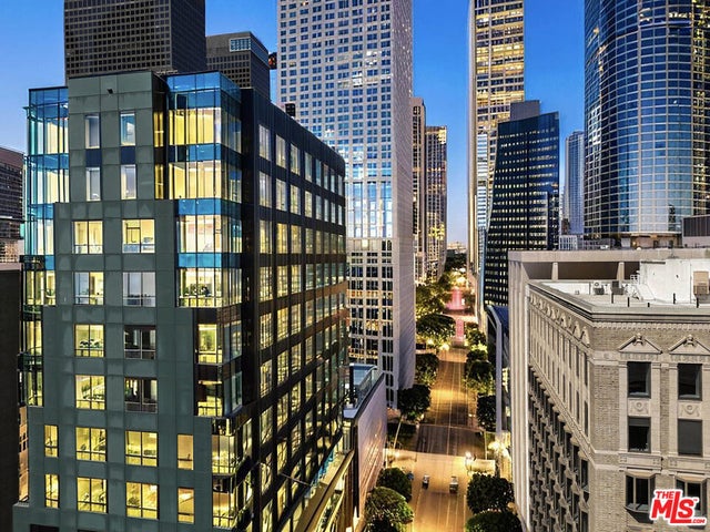 655 S Hope St 1702, LOS ANGELES