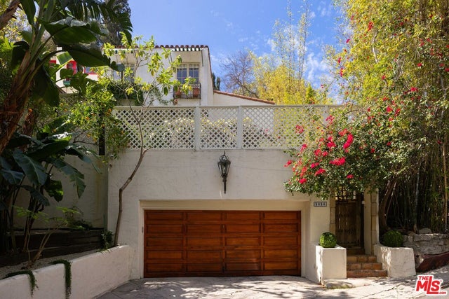 2025 Pinehurst Rd, LOS ANGELES