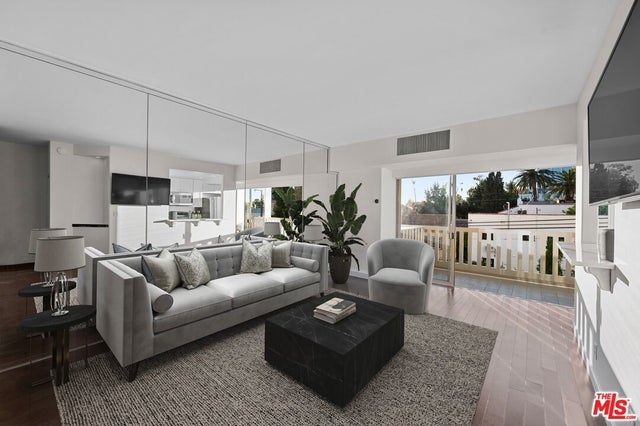 999 N Doheny Dr 211, WEST HOLLYWOOD