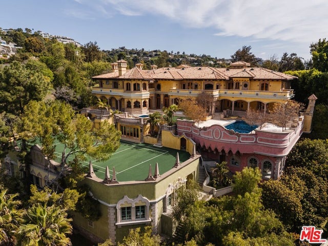 677 N Faring Rd, LOS ANGELES