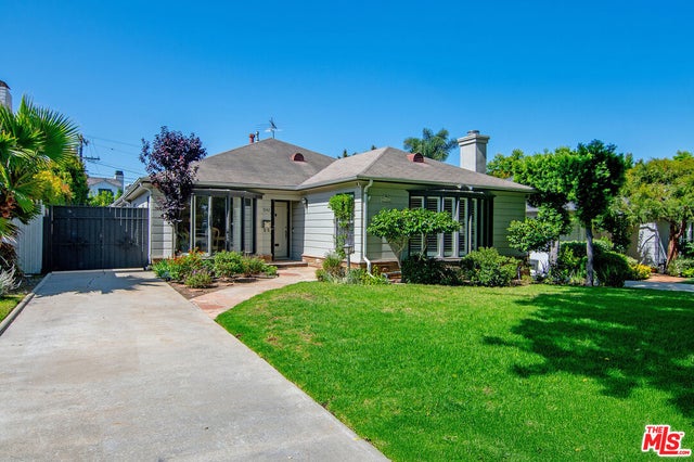 9142 Monte Mar Dr, LOS ANGELES