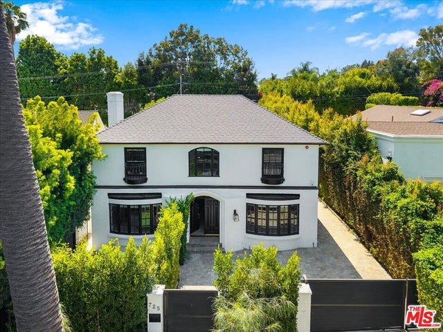 725 N Doheny Dr, BEVERLY HILLS