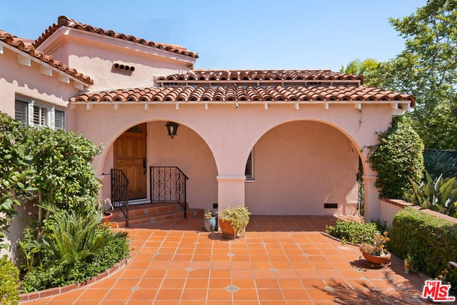 1541 Cardiff Ave, LOS ANGELES