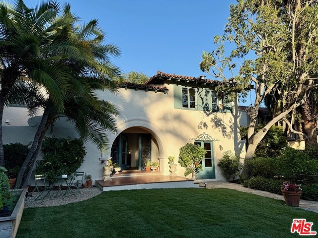 1836 Outpost Dr, LOS ANGELES