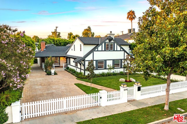 10445 Valley Spring Ln, TOLUCA LAKE