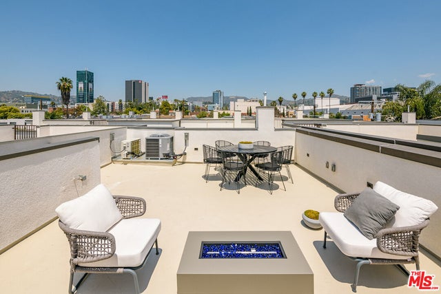6120 W Marbella Pl, LOS ANGELES