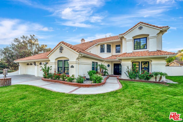 22239 Rolling Ridge Dr, SANTA CLARITA