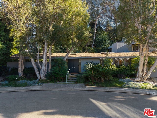 12618 Homewood Way, LOS ANGELES