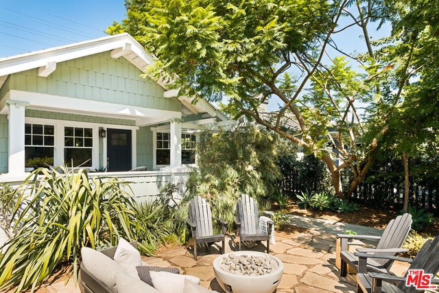 729 Marco Pl, VENICE