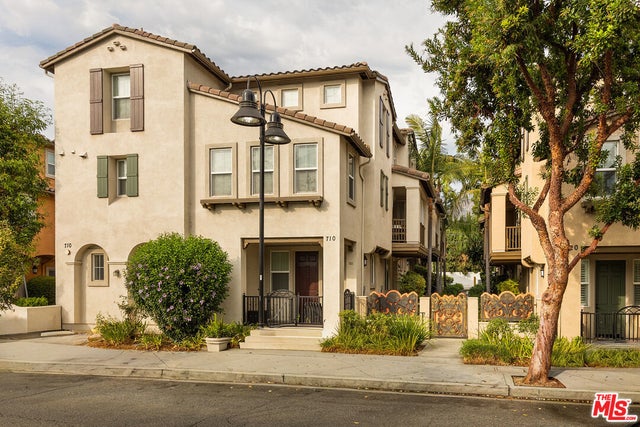 710 S San Fernando Blvd 104, BURBANK