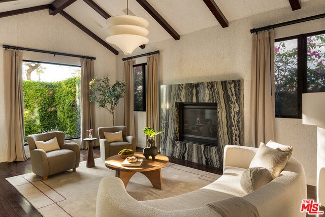 414 N La Jolla Ave, LOS ANGELES