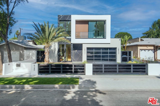 5132 Lindley Ave, ENCINO