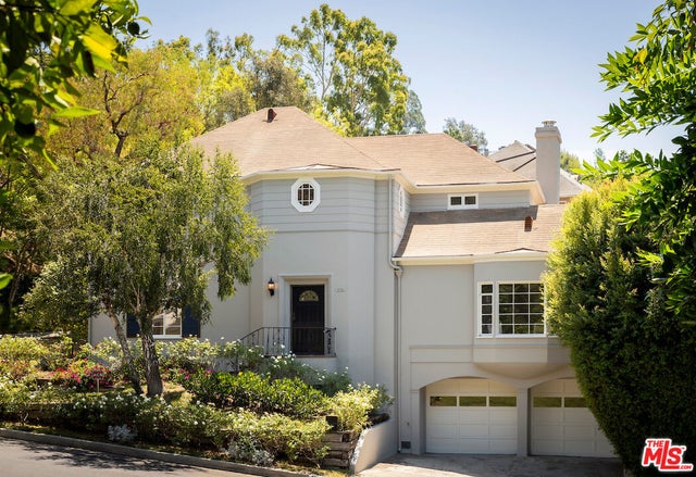 5700 Spring Oak Dr, LOS ANGELES