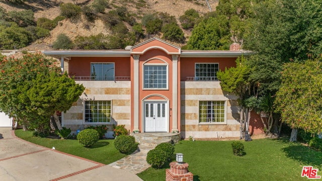 1871 Marcheeta Pl, LOS ANGELES