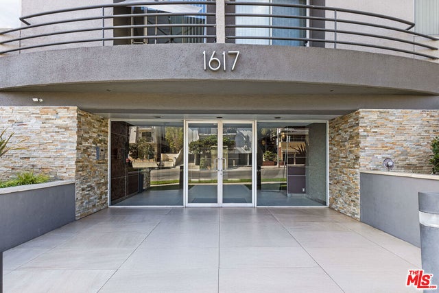 1617 S Beverly Glen Blvd 204, LOS ANGELES