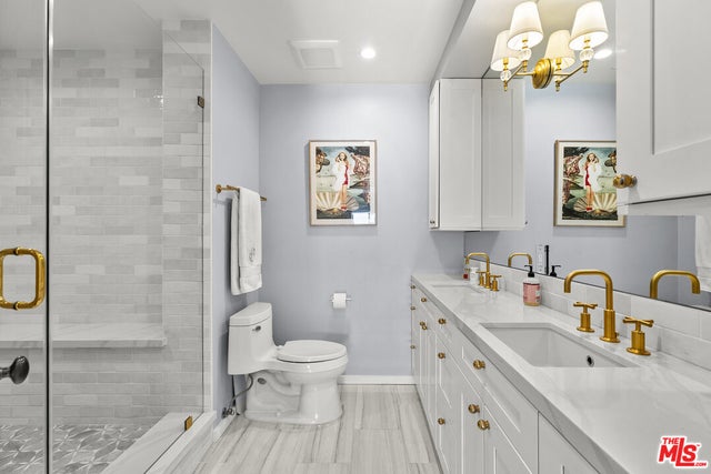 7250 Franklin Ave 616, LOS ANGELES