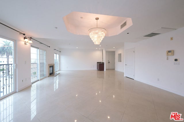 8555 Cashio St Ph4, LOS ANGELES