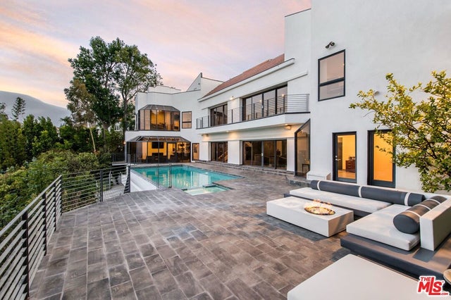 11955 Pinnacle Pl, BEVERLY HILLS