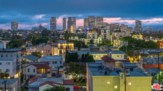 8559 Alcott St 301, LOS ANGELES