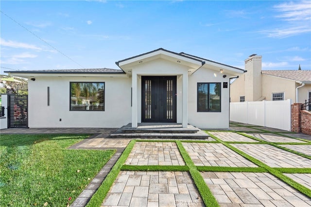 254 W Santa Anita, BURBANK