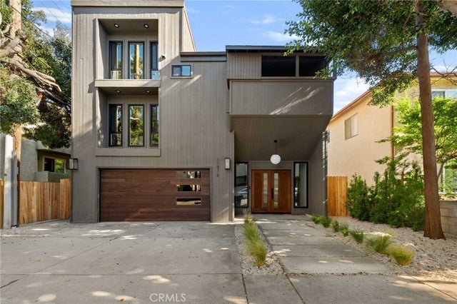 11916 Idaho Ave, LOS ANGELES