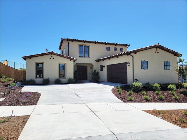 706 Manor Ln, PASO ROBLES