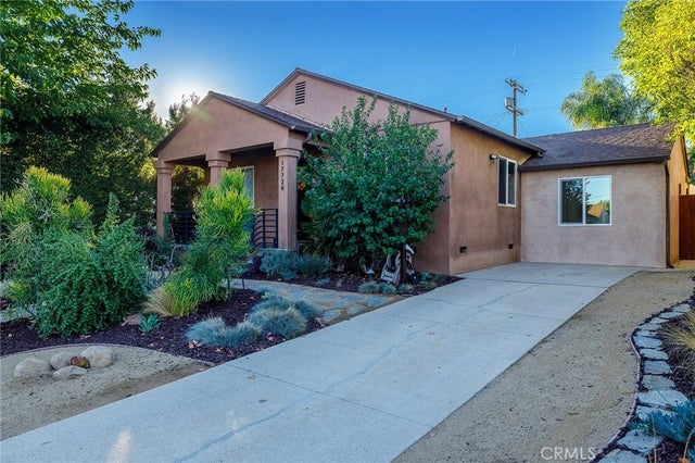 17726 Martha St, ENCINO