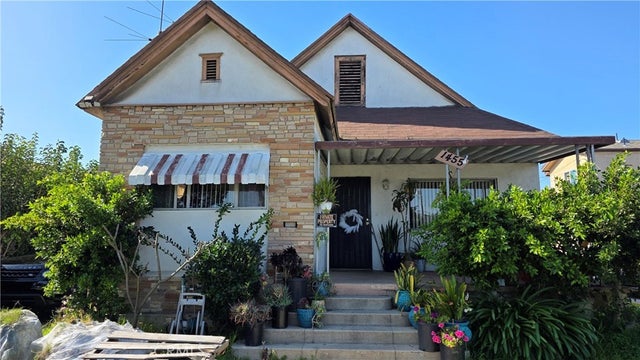 1455 Warren, LONG BEACH