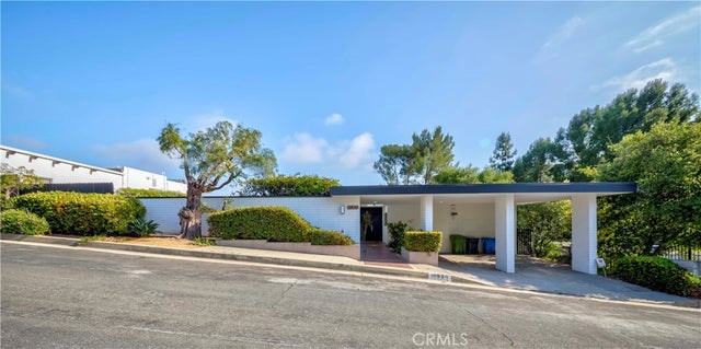 11820 Bel Terrace, LOS ANGELES