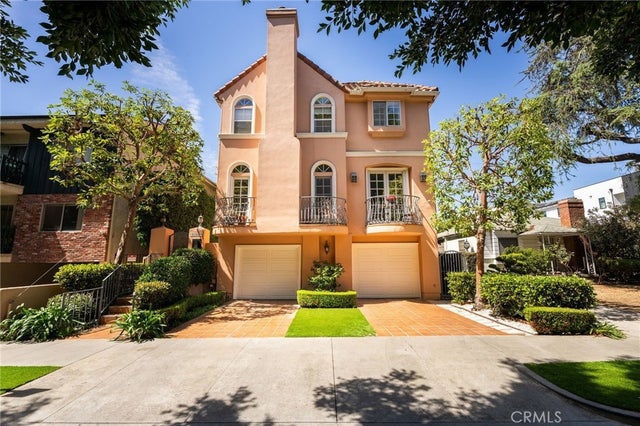 1827 Barry Ave 2, LOS ANGELES