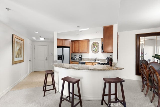 14343 Burbank Blvd 301, SHERMAN OAKS