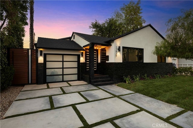 17929 Martha St, ENCINO