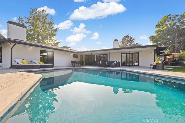 1848 N Altadena, PASADENA