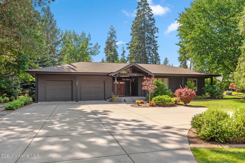 9641 N Easy St, Hayden Lake