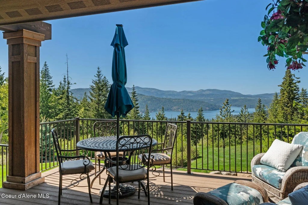 2576 E Parker Ave, Harrison