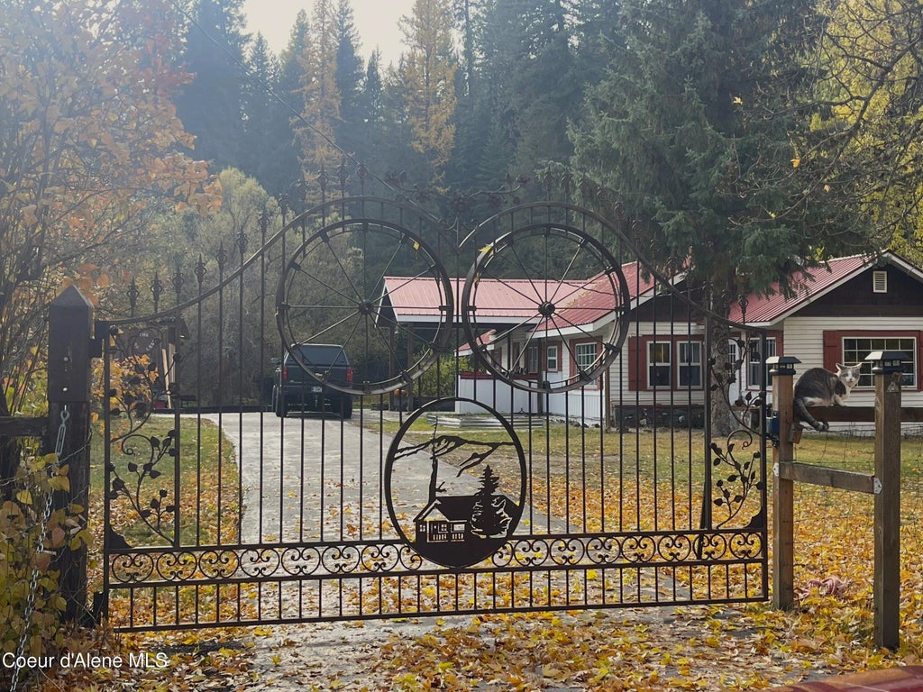 84 Highland Flats Rd., Naples