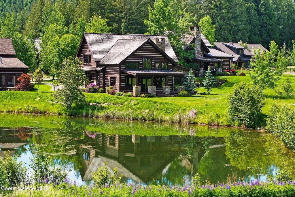 409 N Idaho Club Dr, Sandpoint