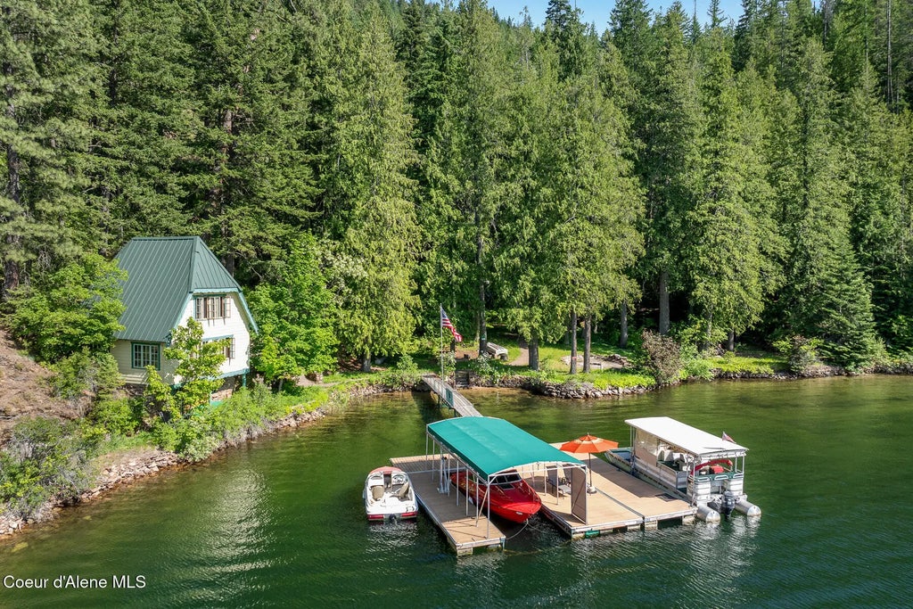 15144 S Spirit Lake Shr, Spirit Lake