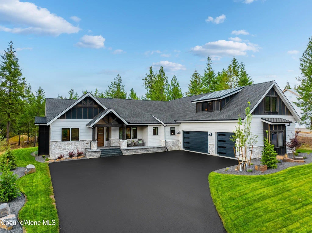 3861 E Winray Drive, Hayden