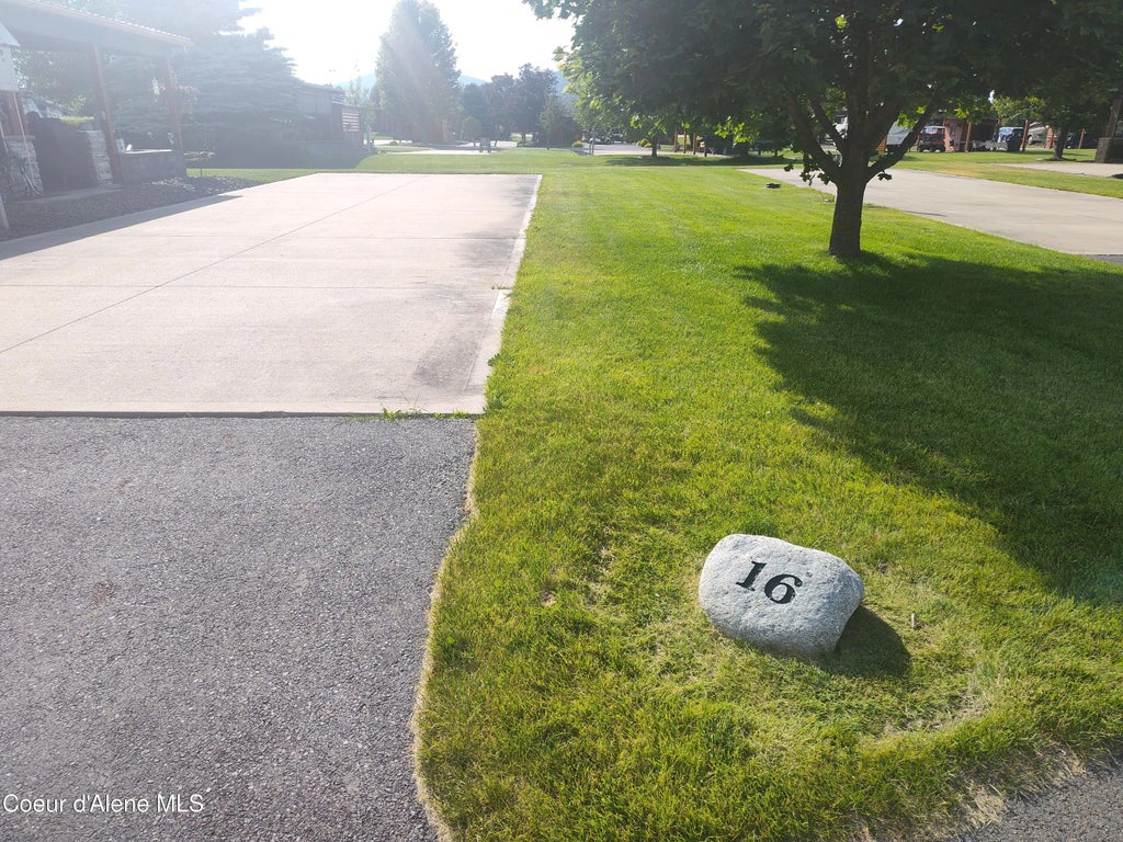 16 Bogie Ln, Blanchard