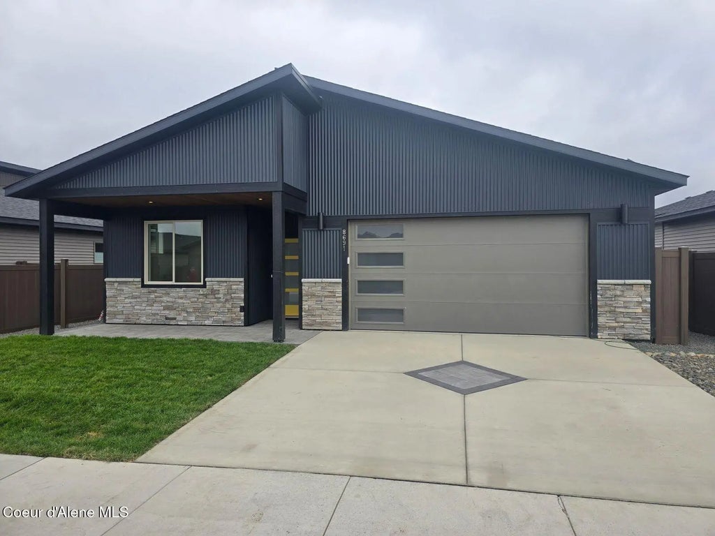 13936 N Rainier Loop, Rathdrum