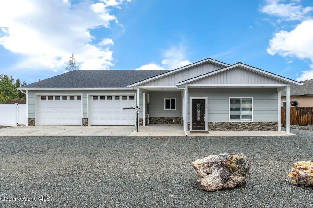 30 Huckleberry Ave, Priest River