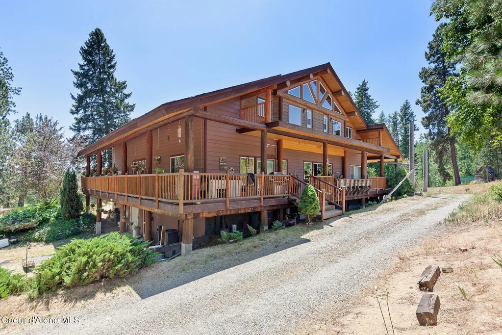 784 Twin Rivers Road, Athol