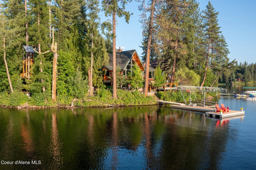 143 Viewpoint Rd, Newport