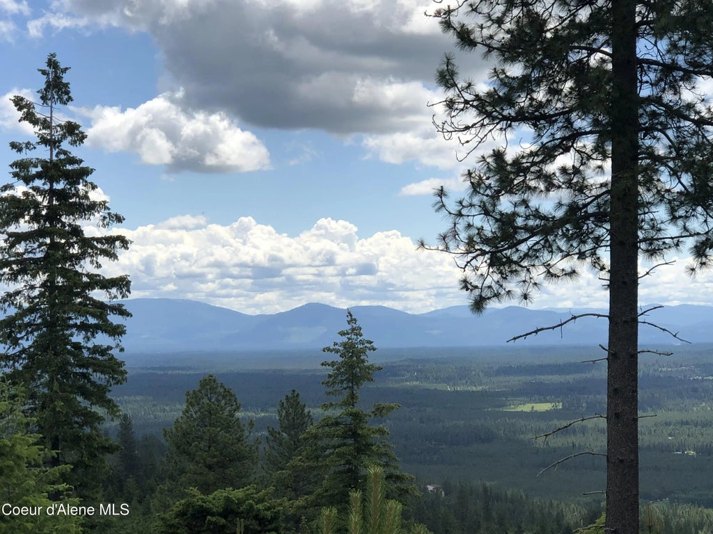 Nna Glad Lane, Spirit Lake