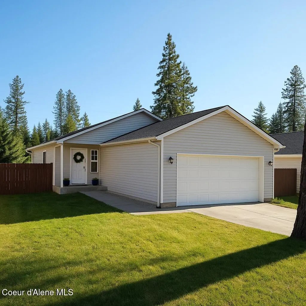 5672 W Maine St, Spirit Lake