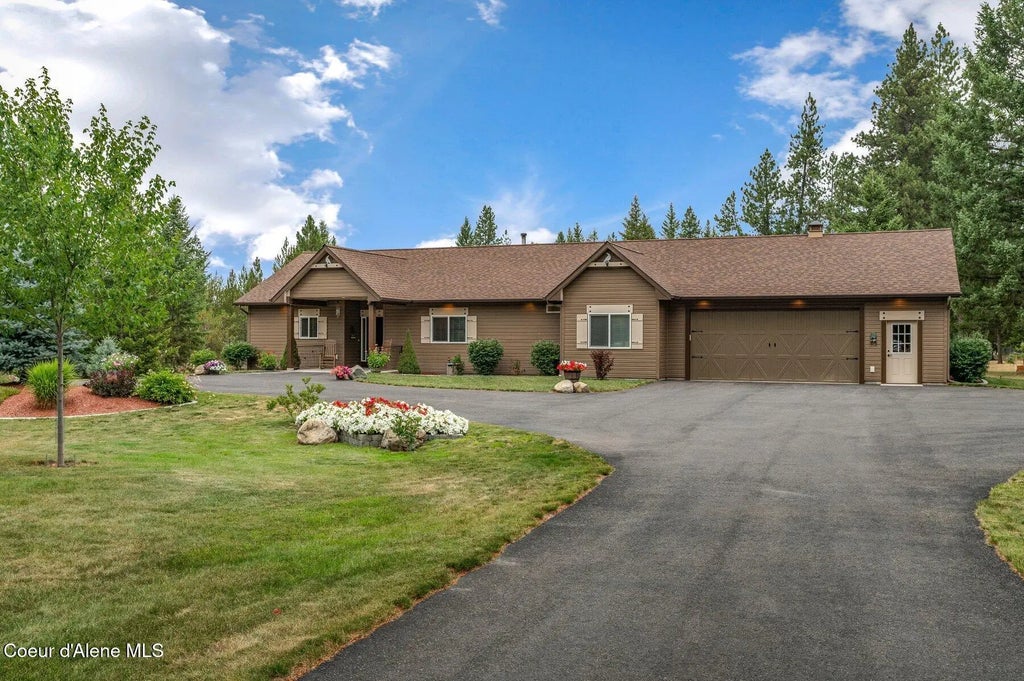 975 W Ohio Match Rd, Rathdrum